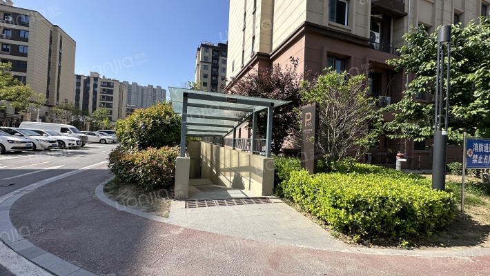 中梁壹号院外景图