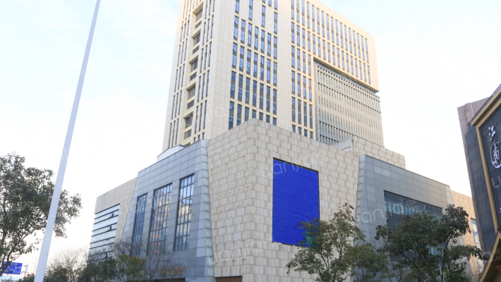 曼度广场外景图