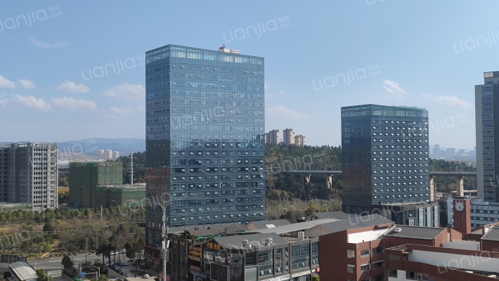 经开国际金融中心外景图