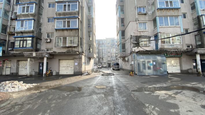 东湖新村外景图