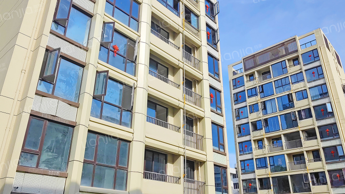 景明·春和外景图