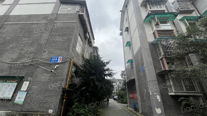 龙潭一号院外景图