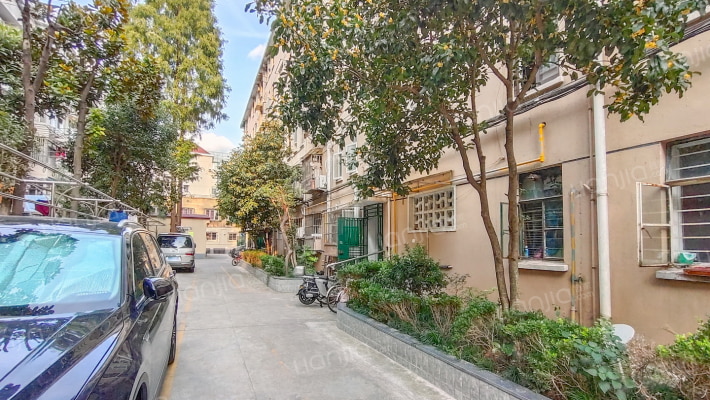 铁道路676-684号外景图