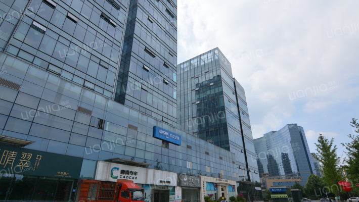 中盈广场外景图