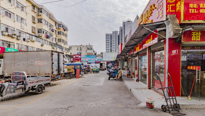 康浦食品城外景图