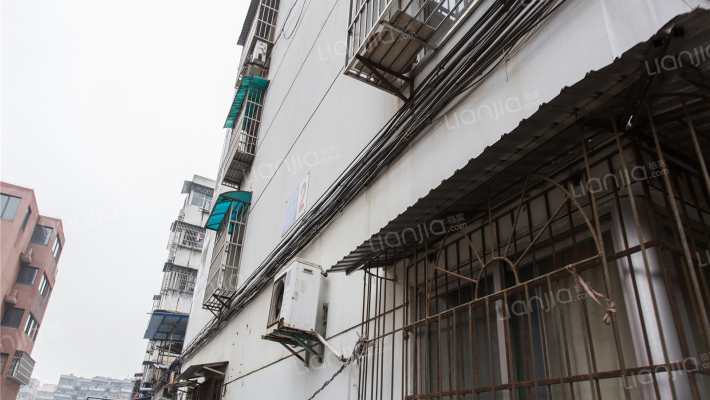 渡江路四十七号外景图