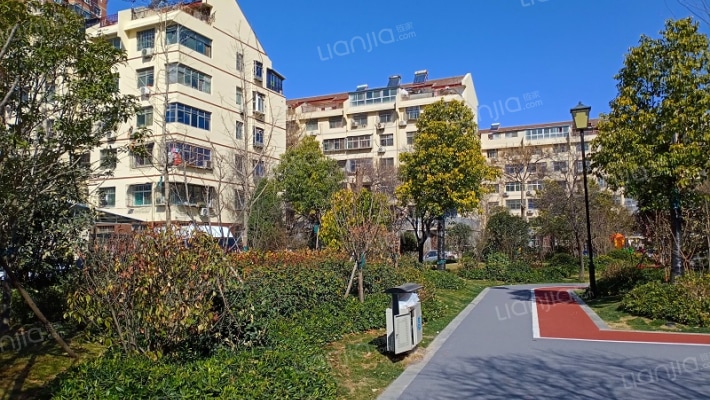 嵩岳小区外景图