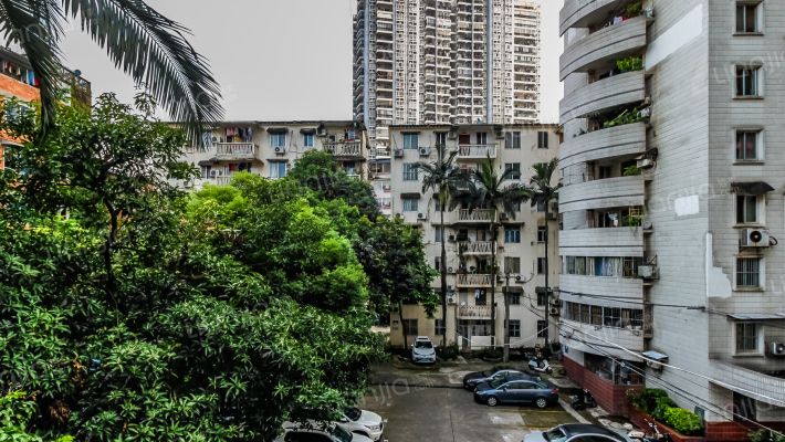 华蓝集团生活区外景图