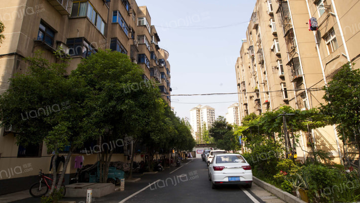 中铁二气化五段家属院外景图