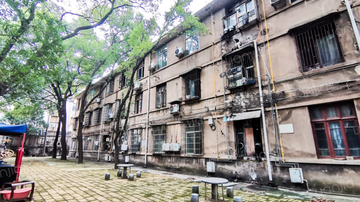 黄土岭村职工住宅外景图