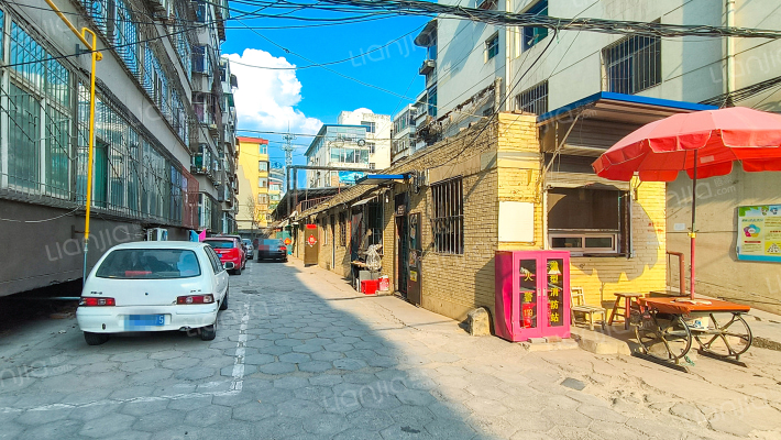 北大街121号外景图