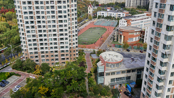 华裕唐城外景图