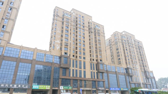 德运广场外景图