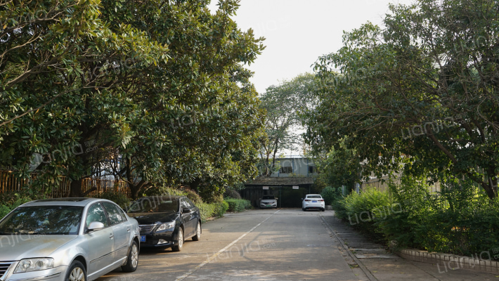 计划干部学校宿舍外景图