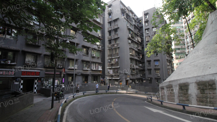 枇杷山正街外景图