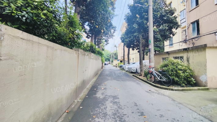 青山一村1-22号外景图