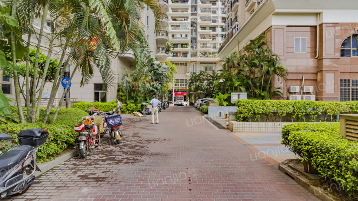 凯旋花园外景图