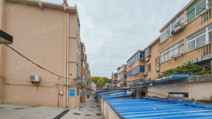 区委宿舍外景图