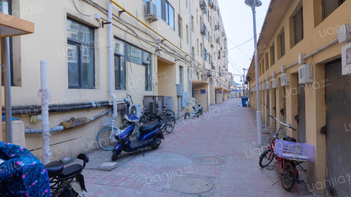 荣府大楼外景图