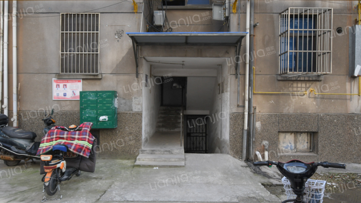 盐城拖拉机厂北宿舍区外景图