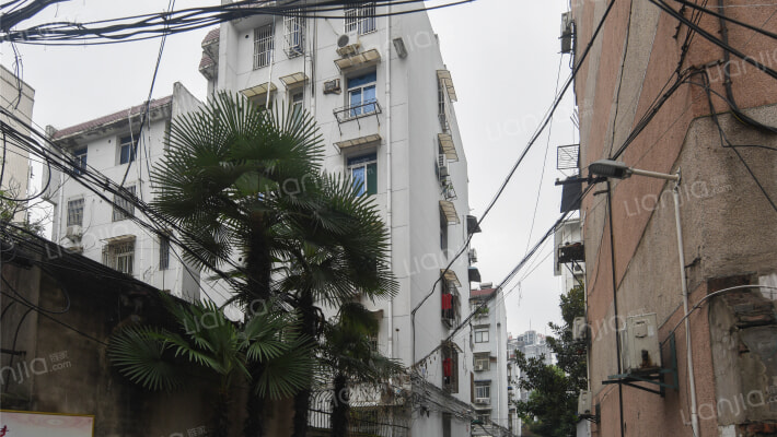 体育局宿舍外景图