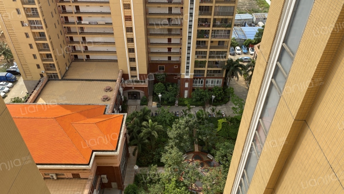 滨江度假城外景图