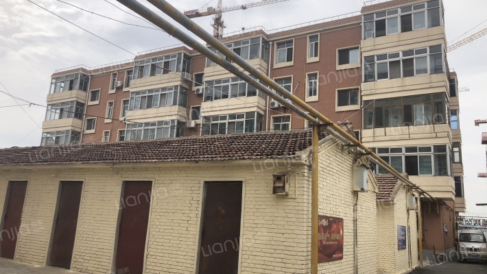 邮政公寓外景图