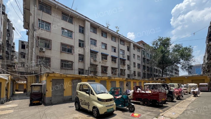 城市信用家属院外景图