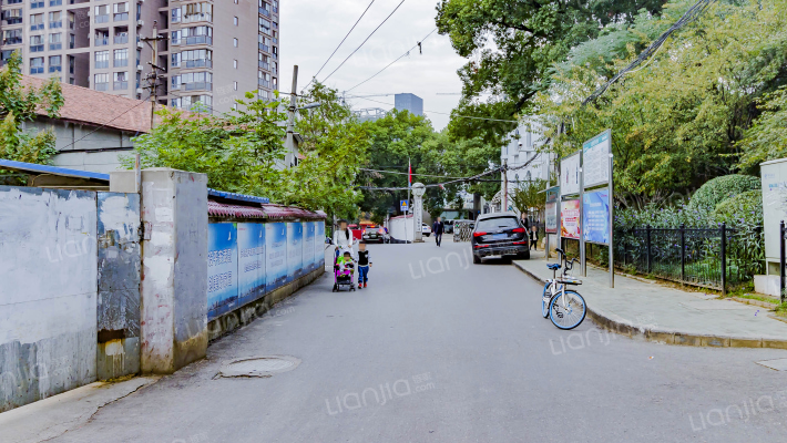 武珞路502号外景图