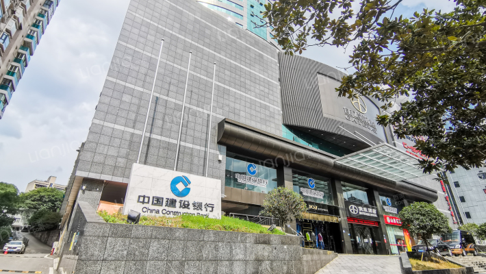 佳程c+广场外景图