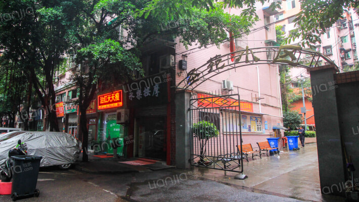 圣苑小区外景图