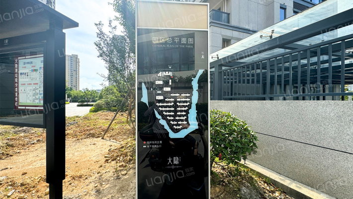 新鸿大隐湾外景图