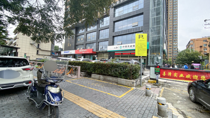 药材公司家属院外景图