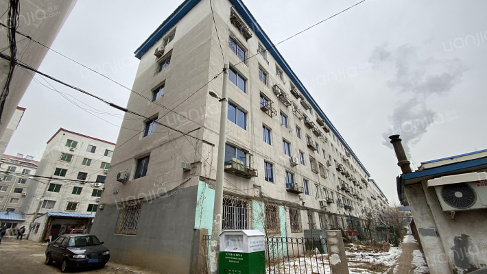 万方小区外景图