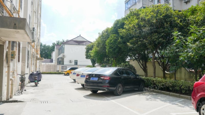 桃园三村小区外景图