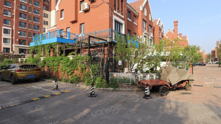 首创溪堤郡颂园外景图