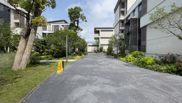 吉源星河境外景图