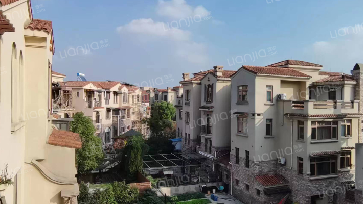 绿色港湾塞维利亚外景图