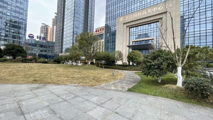 茅台国际商务中心外景图