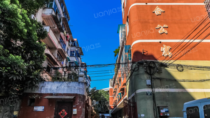 百合公寓外景图