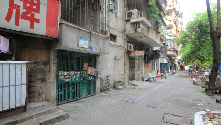 新龙坊小区外景图