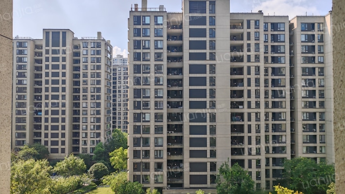 世纪之光外景图