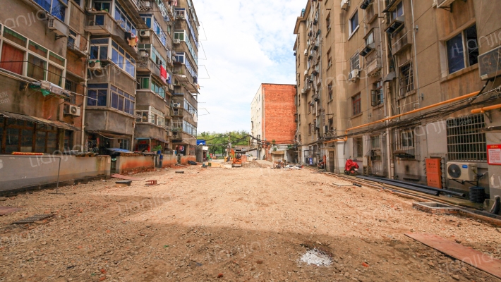 井冈山大道水箱厂宿舍外景图