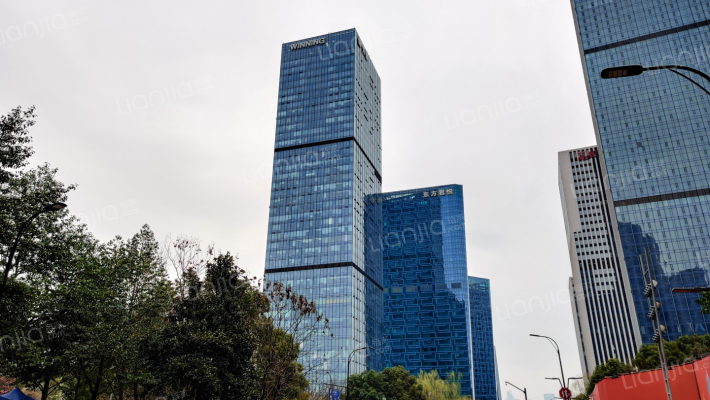 万银国际外景图