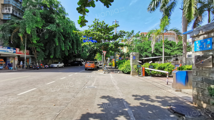 凤凰公寓外景图