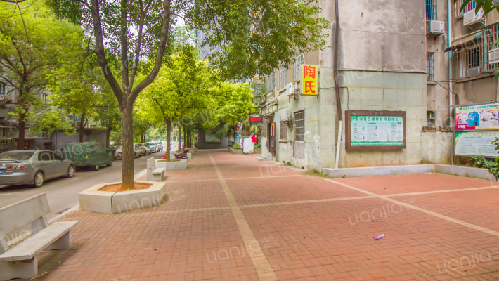 里洲小区外景图