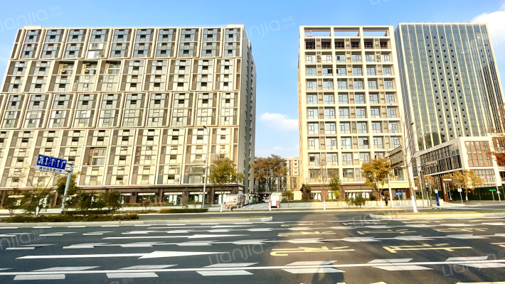 九里仓九山树外景图