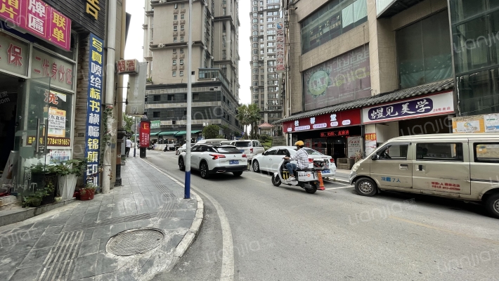 黄河路163号外景图