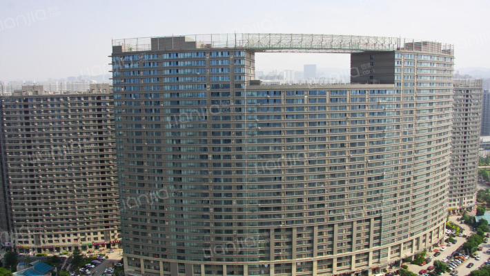 汇展香格里拉外景图