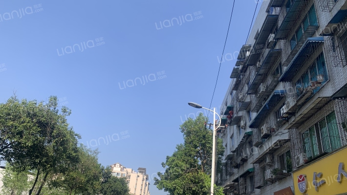 龙兴北街78号外景图